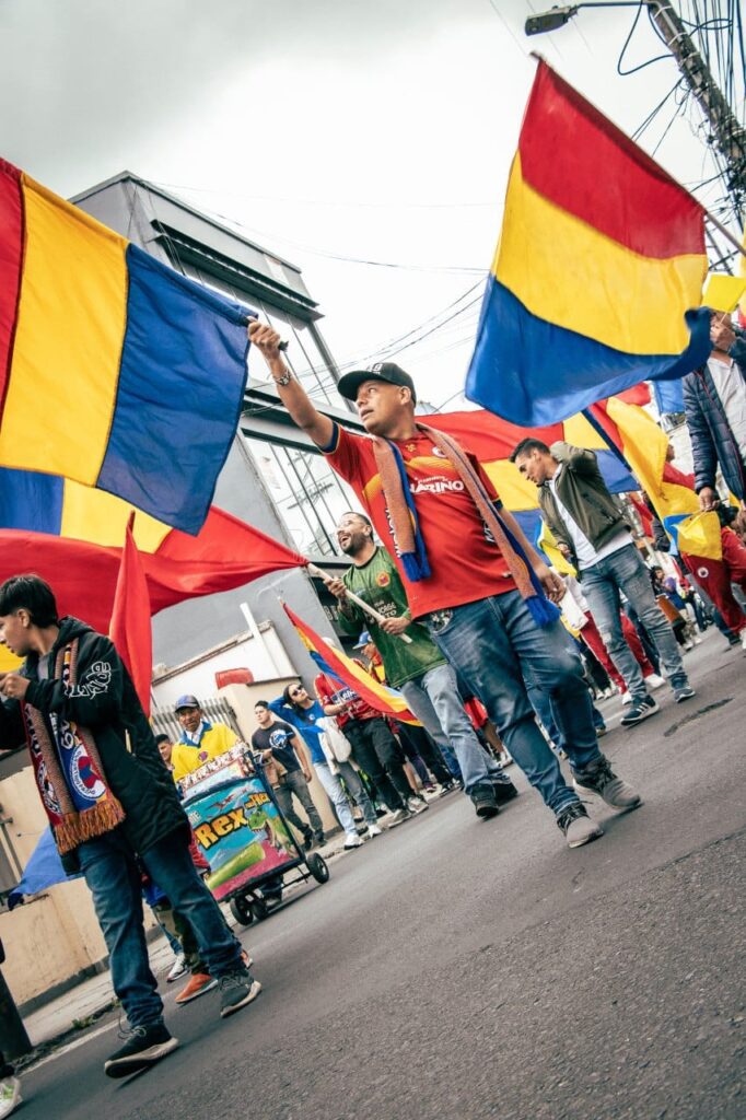 Luis Eduardo Insuasty - De la banda y Otros Amores