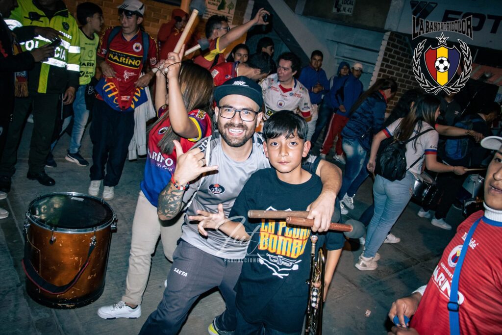 Carlitos y Sebas - DelaBandayOtrosAmores