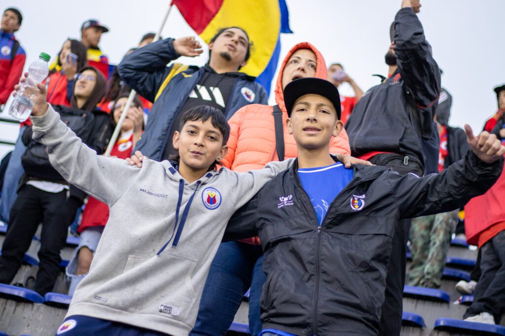 Carlos-daniel-delabandayotrosamores_4518