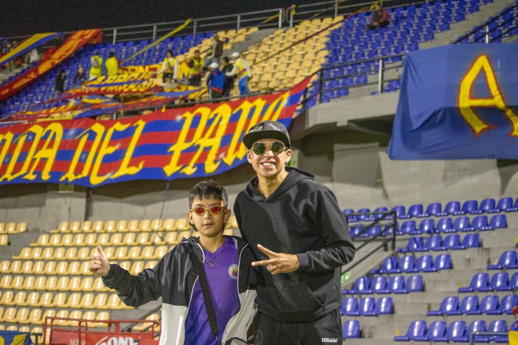 Carlos-daniel-delabandayotrosamores_6646