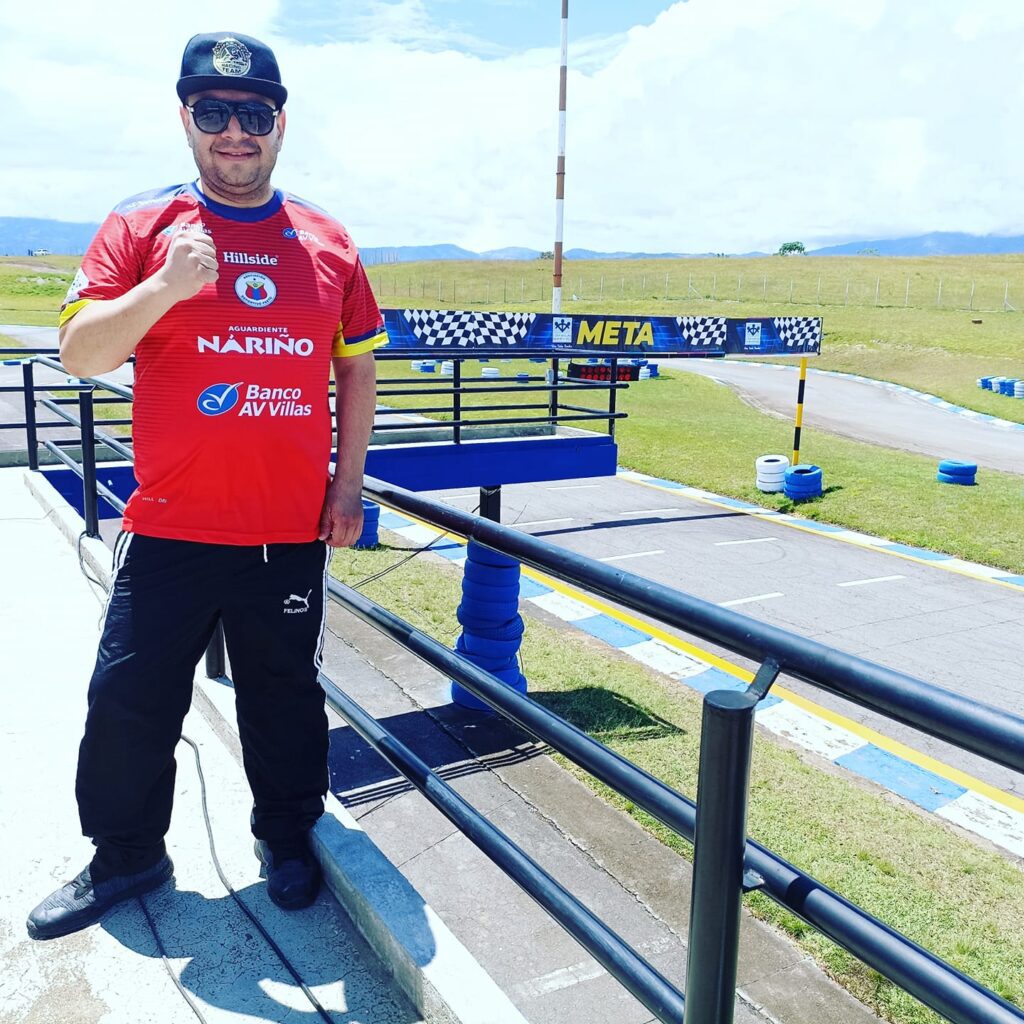 GabrielMera-delabandayotrosamores01